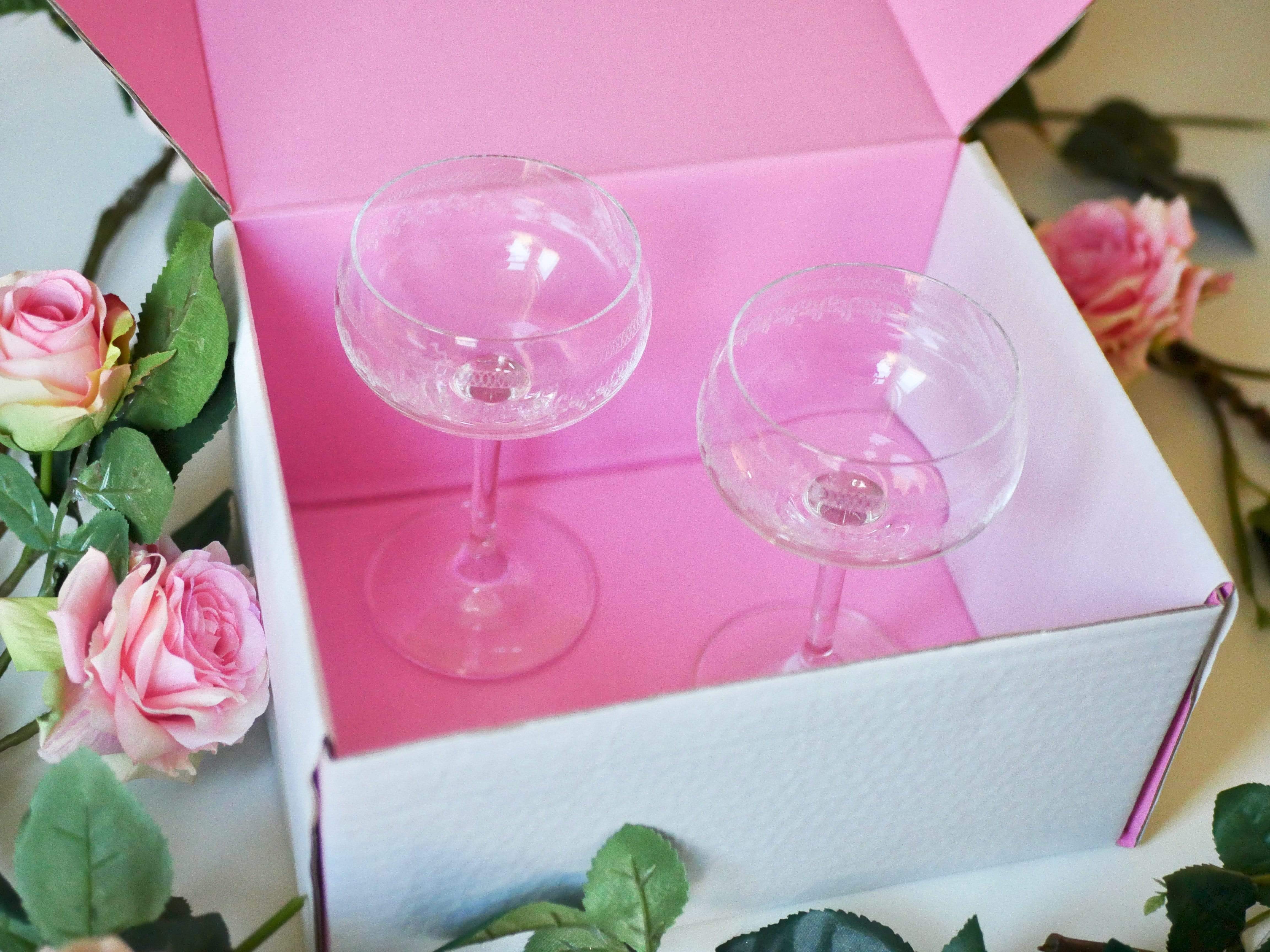 wine glasses in gift box