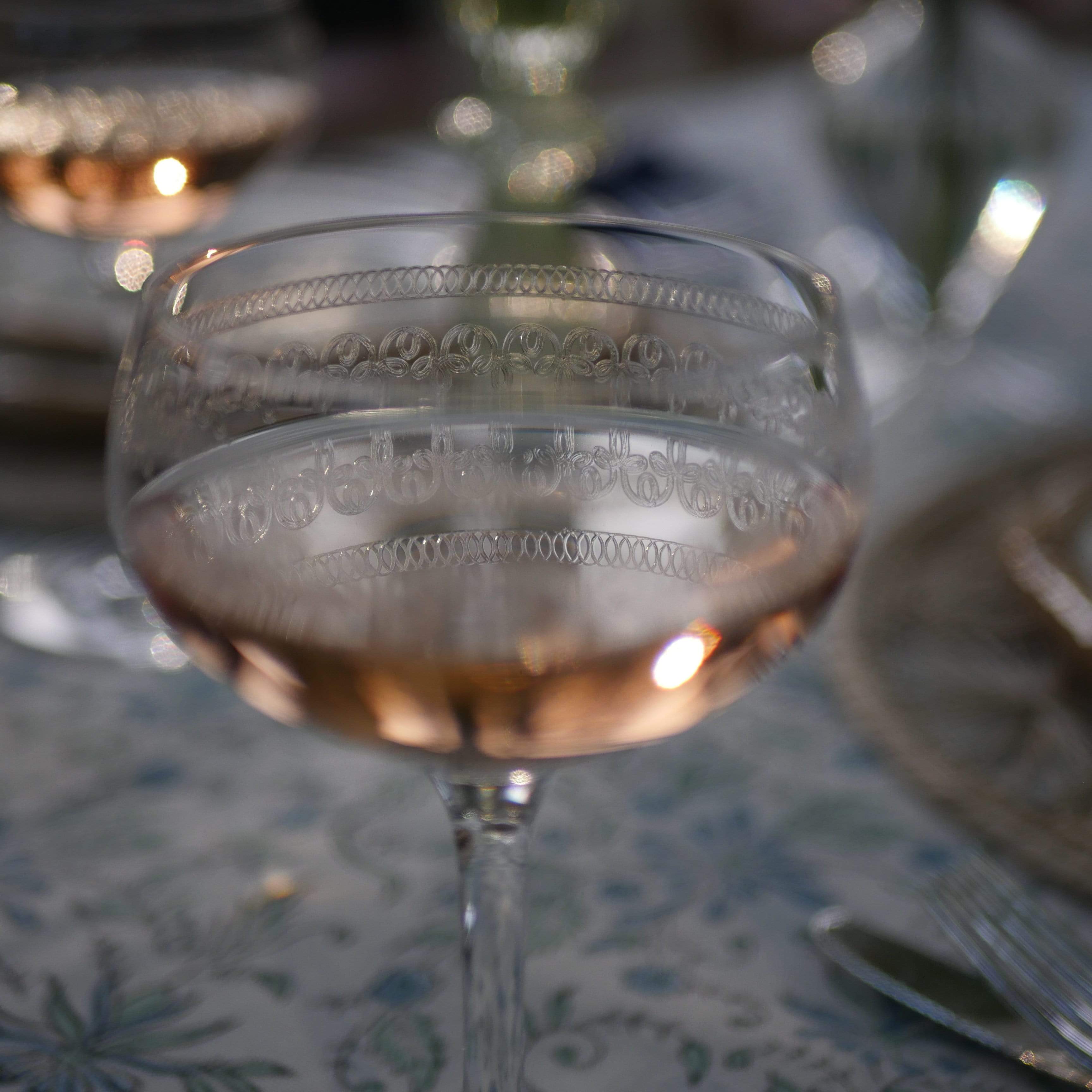 wine glasses with etched pattern 
