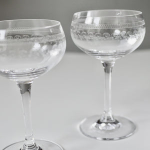 wine glasses with etched pattern