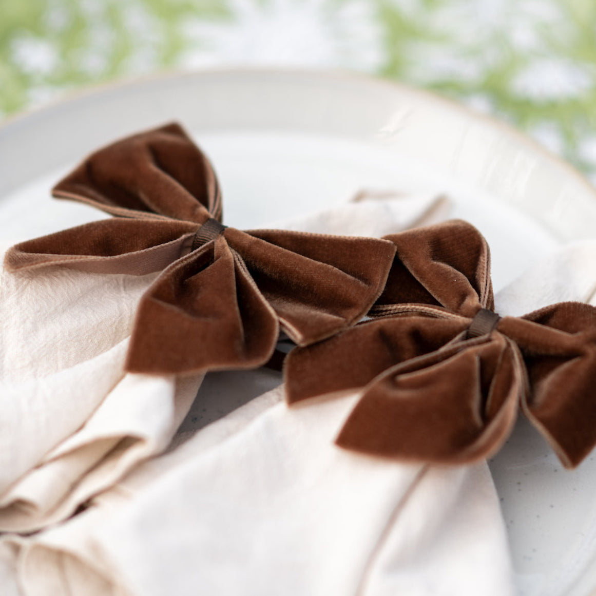 Mocha brown velvet napkin bows 