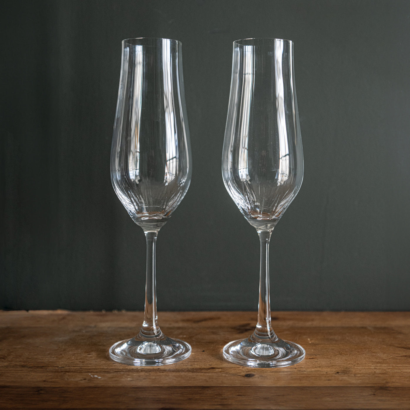 ribbed wine glasses 