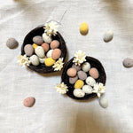 Load image into Gallery viewer, Easter nests on white linen table runner
