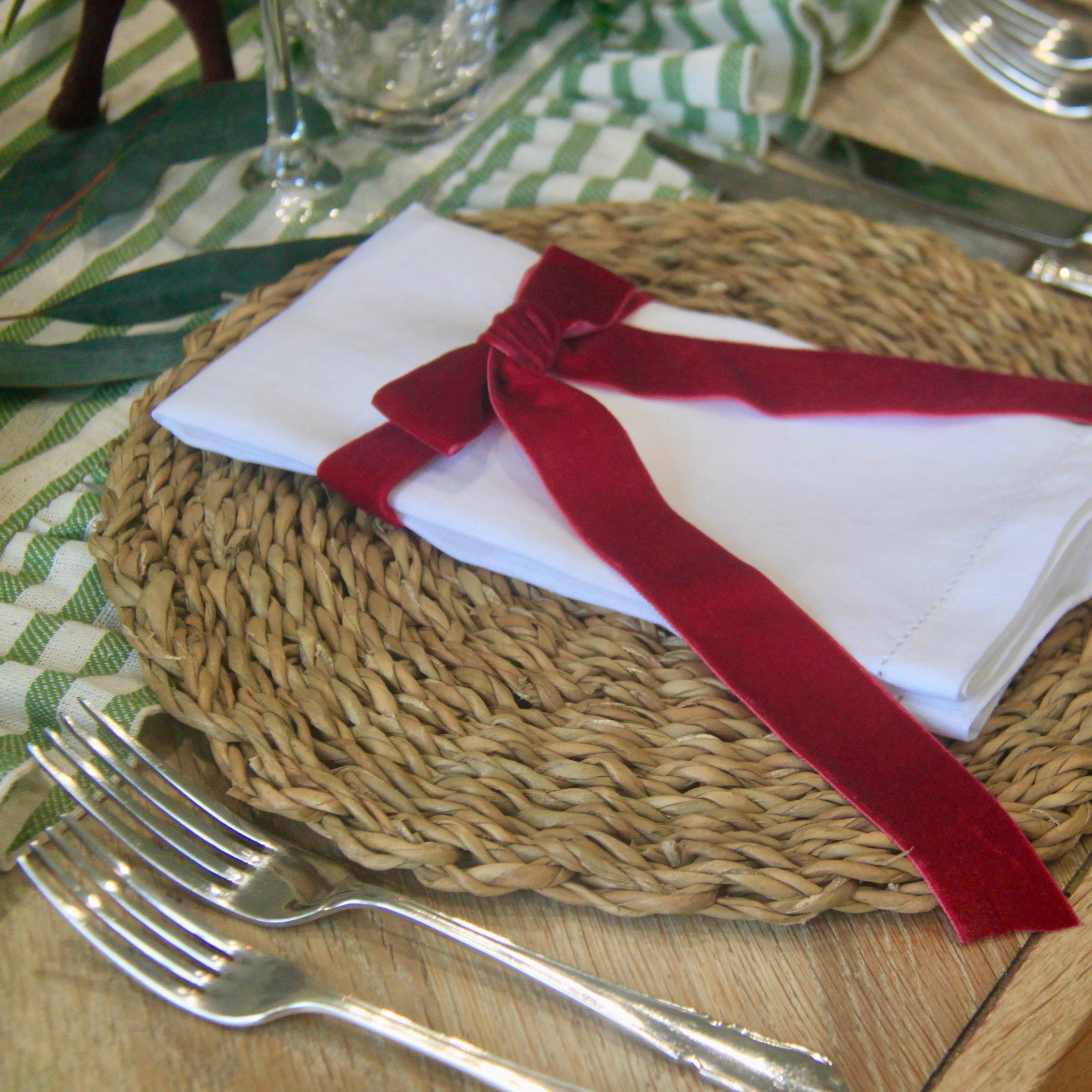 LINEN LADDER-STITCH NAPKINS - Pair