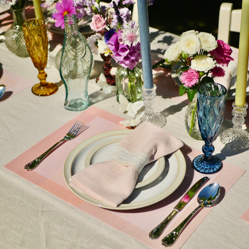 Pink Placemat Summer Tablescape