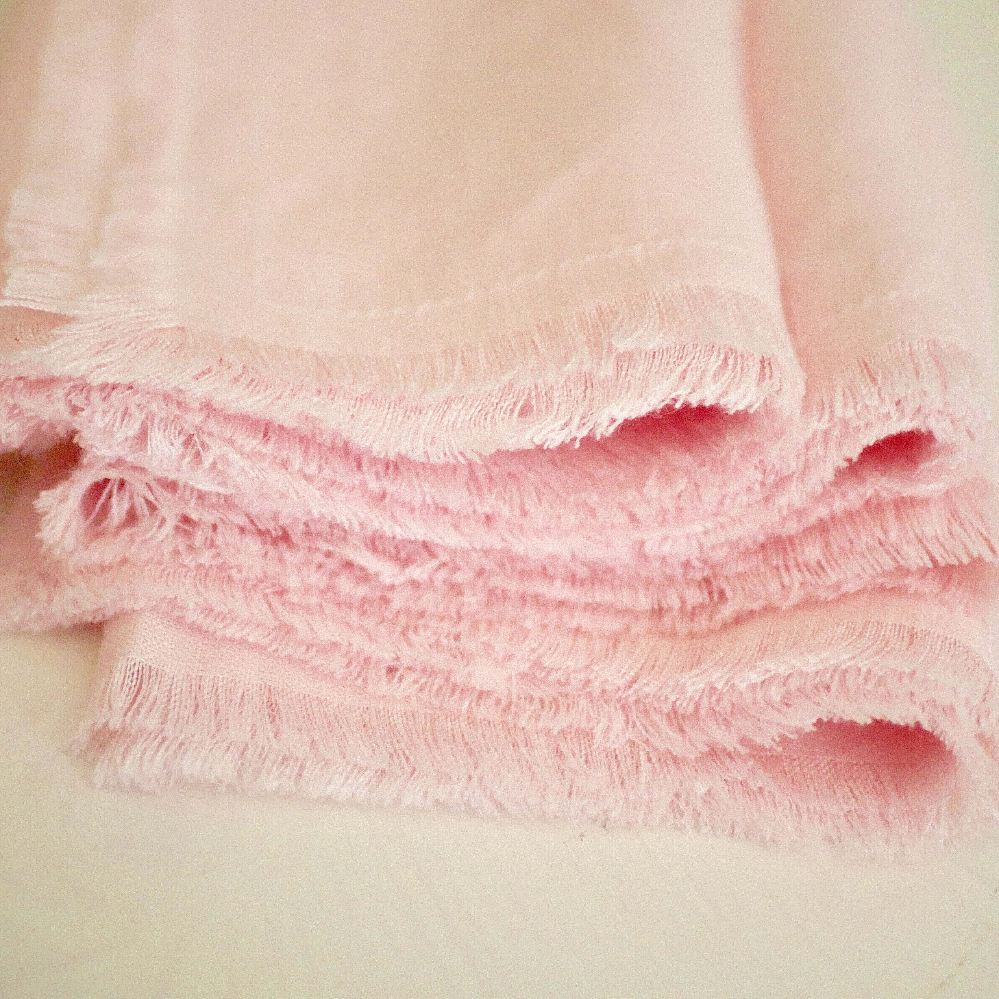 Blush linen fringed napkins