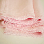 Load image into Gallery viewer, Blush linen fringed napkins
