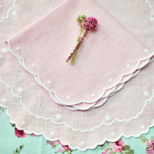Pink Scalloped Placemat and Napkin