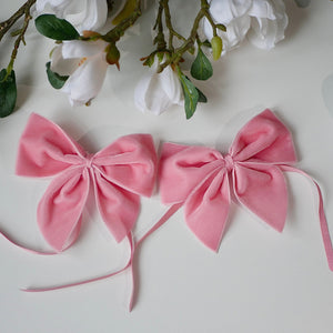 Pink Velvet Napkin Bows