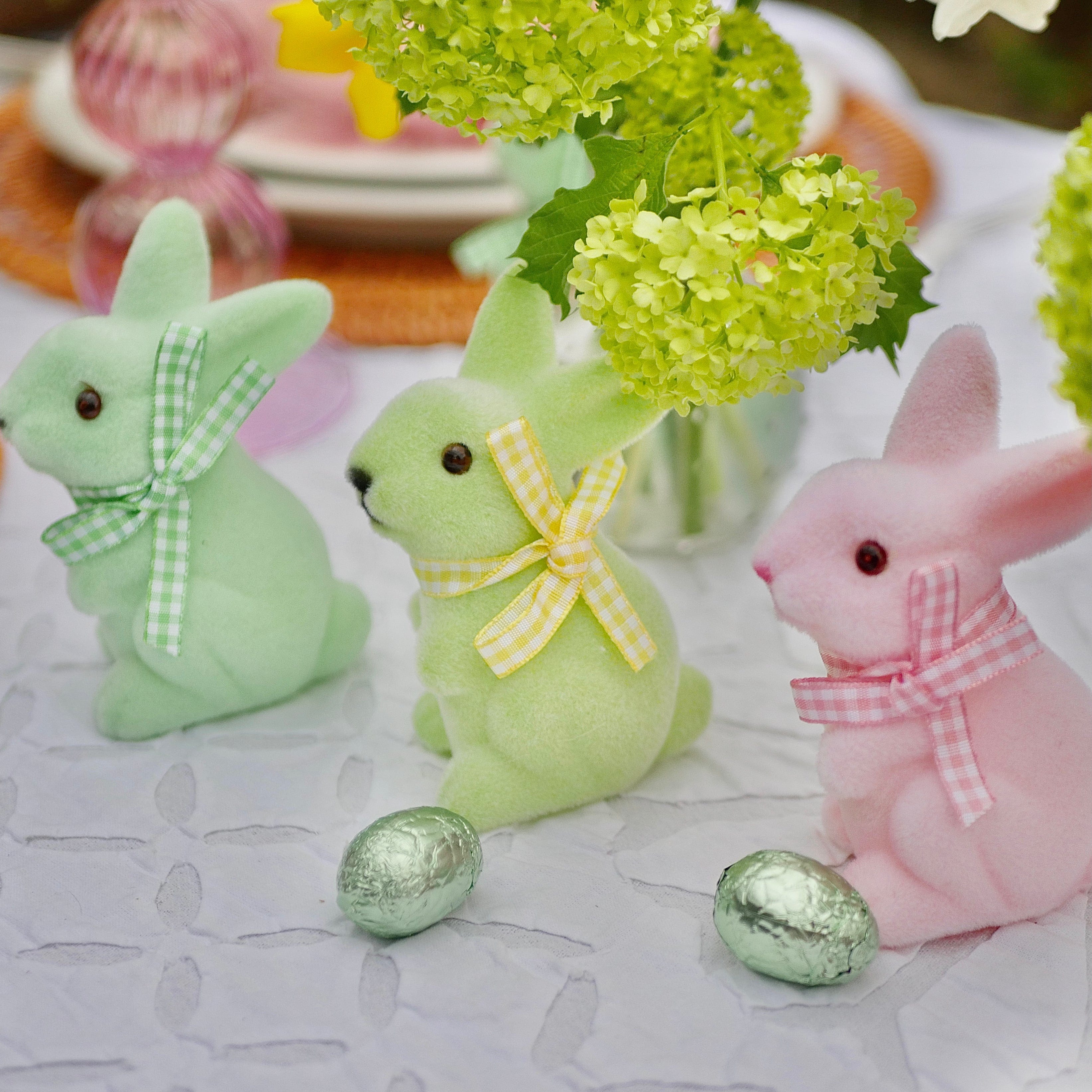 BUNNIES WITH BOWS - Set Of Three